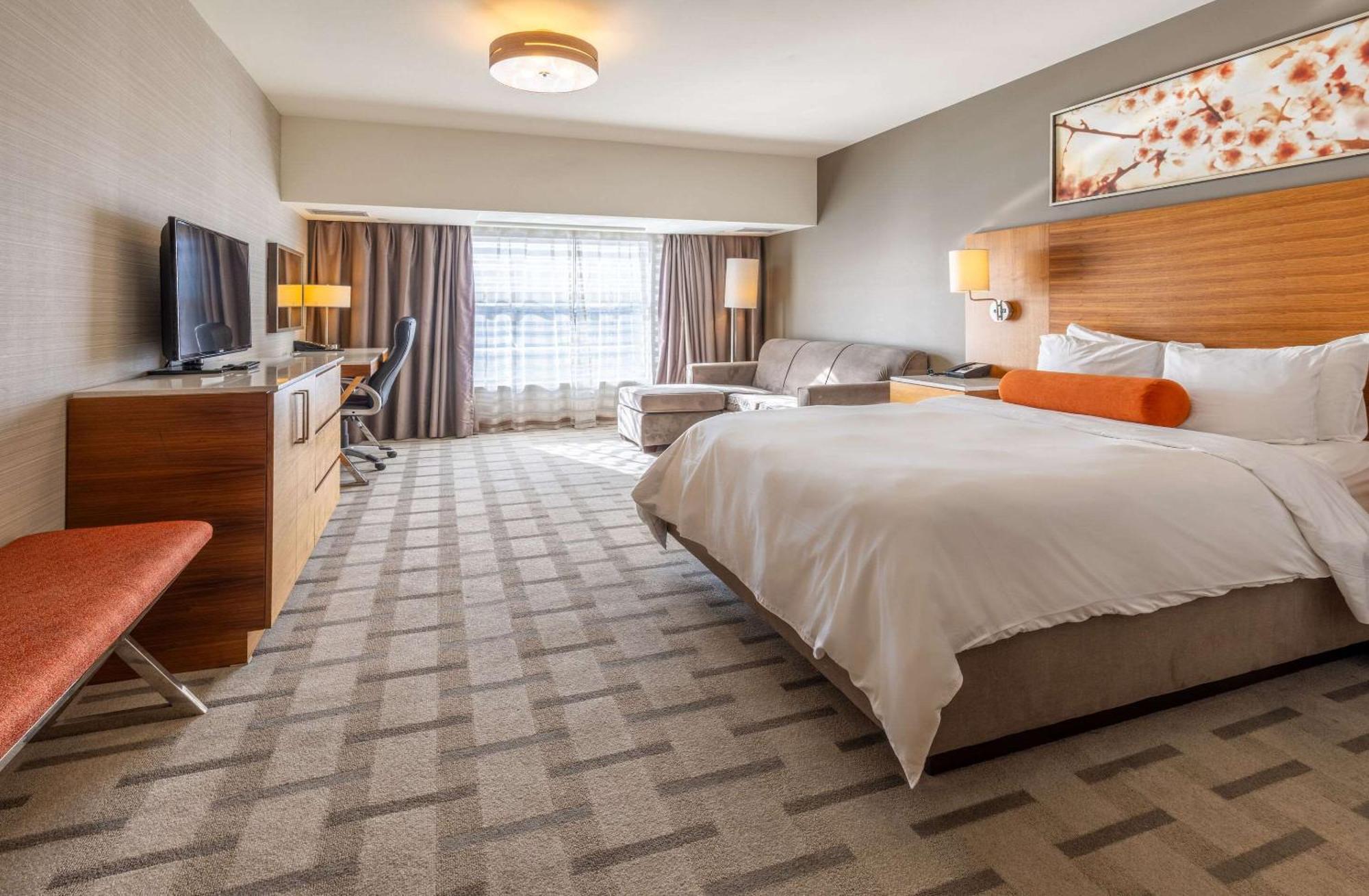 Radisson Hotel & Conference Centre Calgary Airport Екстериор снимка